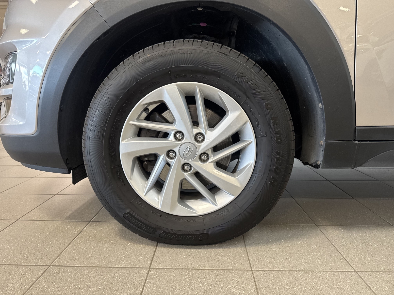Hyundai Tucson 2WD