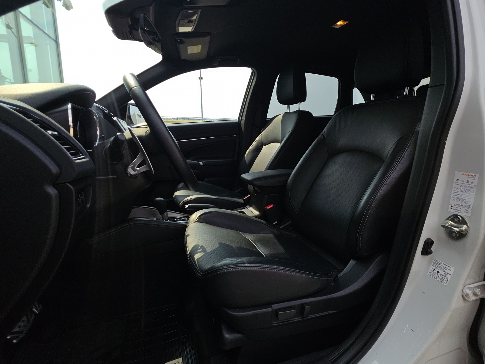 Mitsubishi ASX Blackout