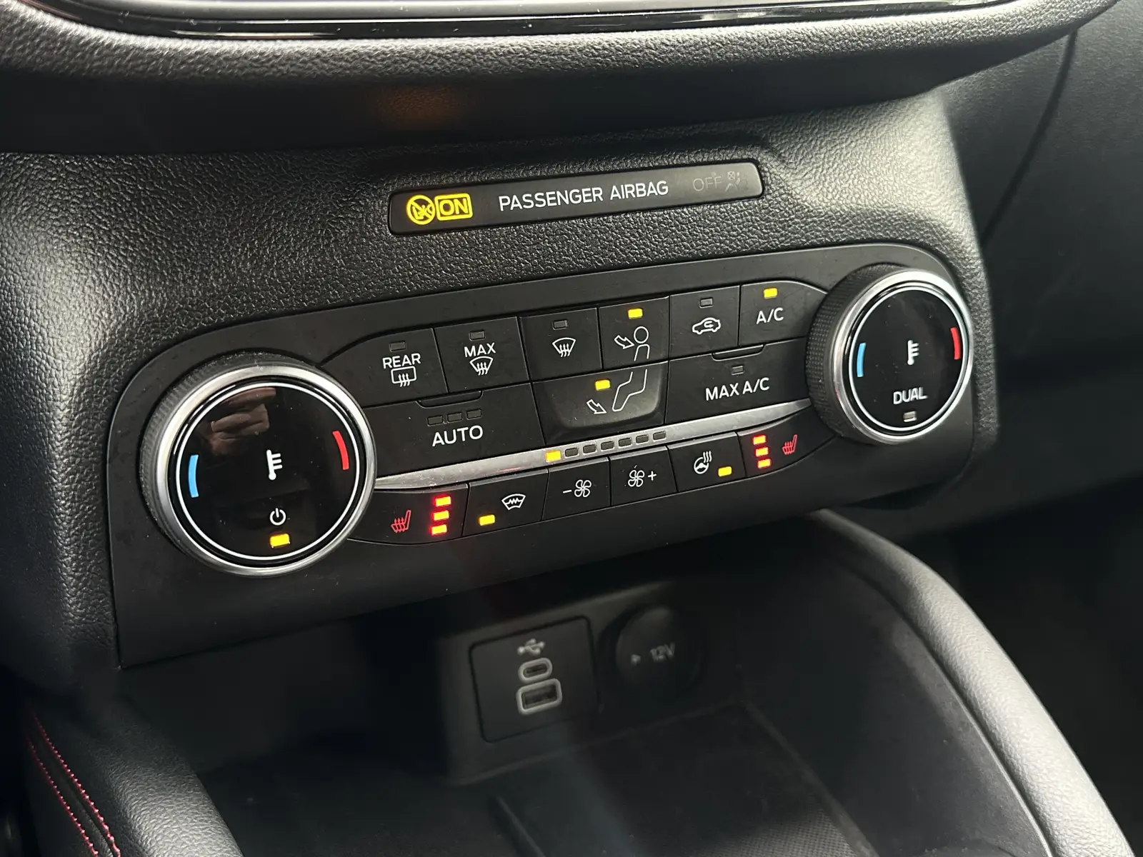 1993476e7e420f809cc2e6f84efe2c366a1988255a811.jpg