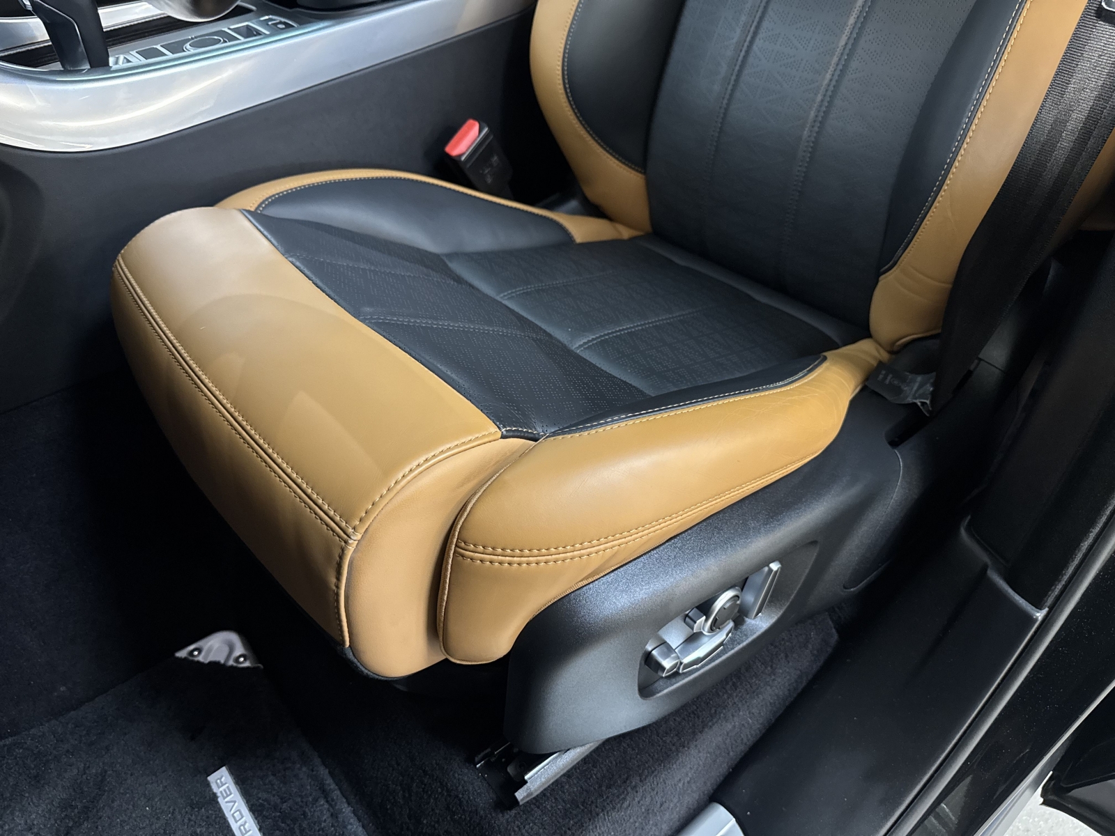 Land Rover Range Rover Sport HSE Dynamic  MHEV P400 HSE