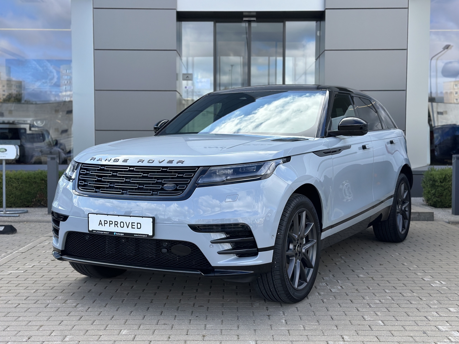 Land Rover Range Rover Velar P400 Belgravia Edition