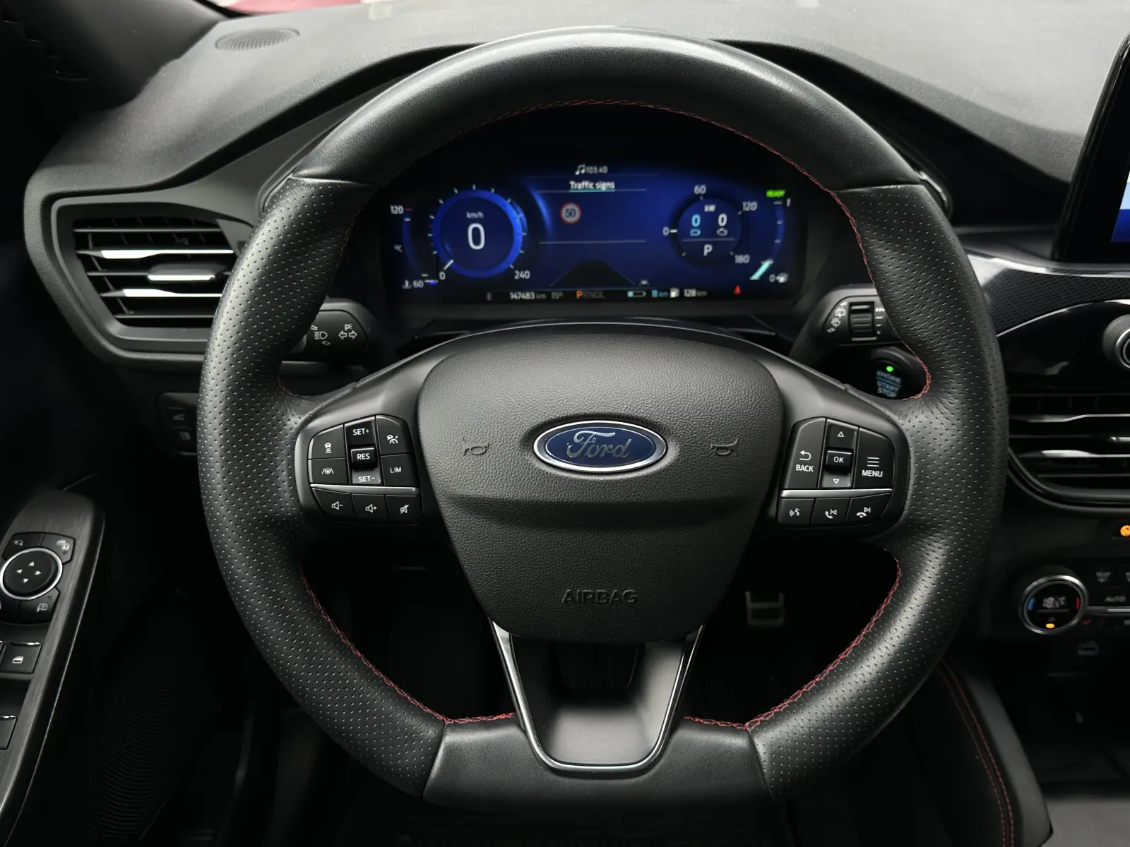 Ford Kuga ST-Line X Plug-In Hybrid