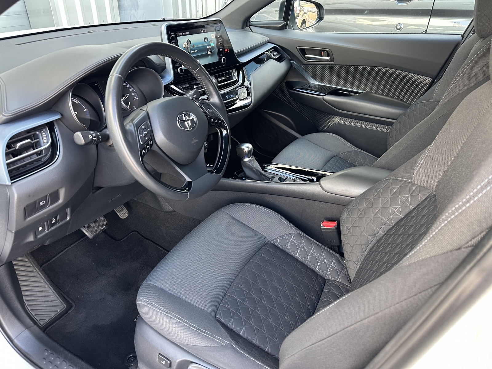 Toyota C-HR Hybrid