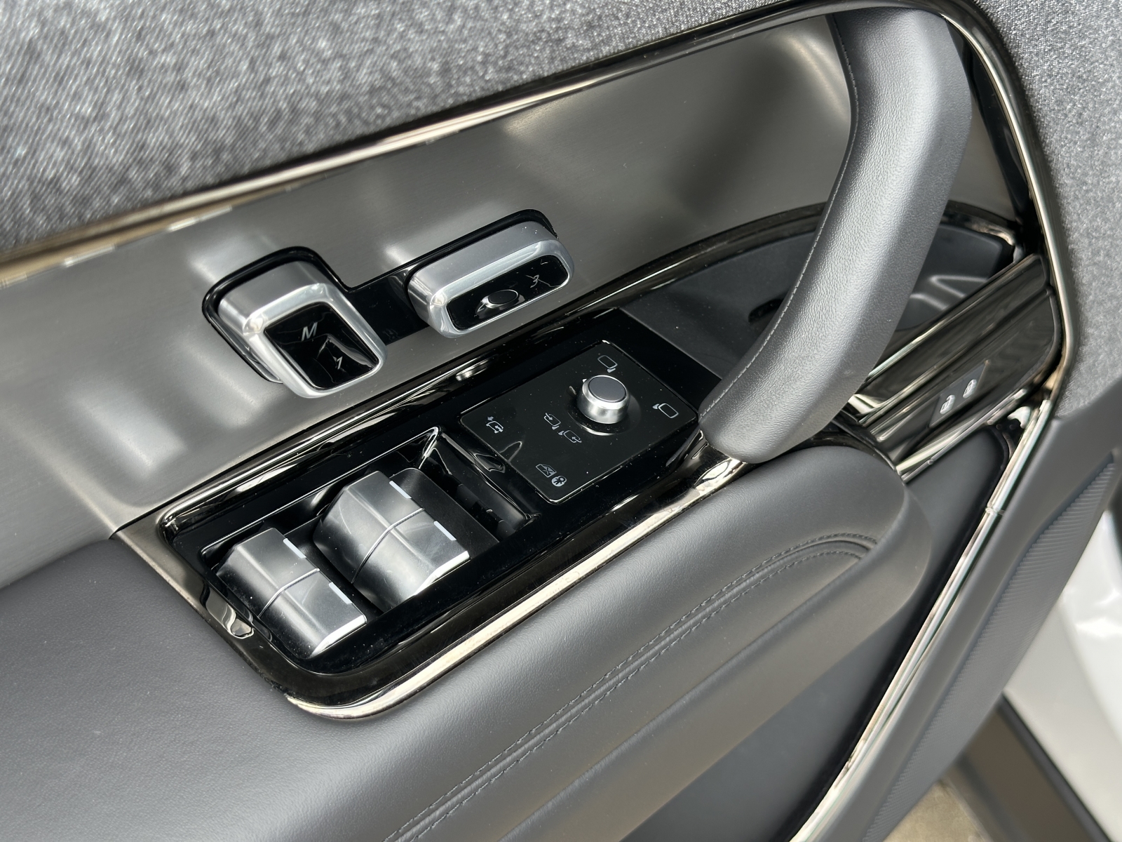 Land Rover Range Rover Sport PHEV DYNAMIC HSE