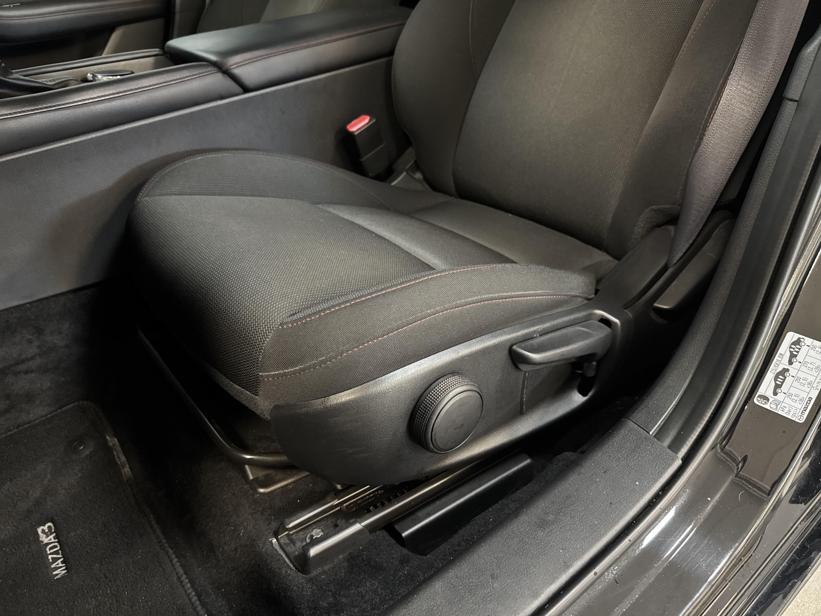 Mazda 3 5D Blackout Editon