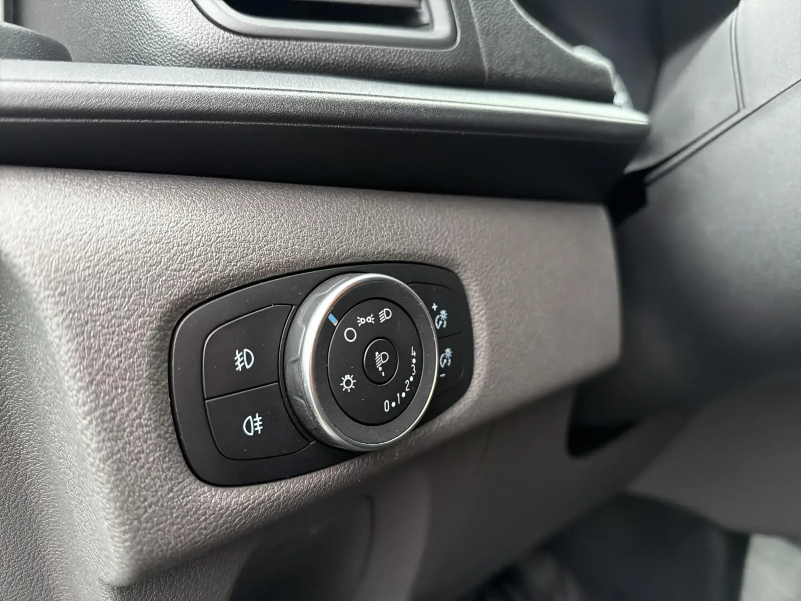 Ford Transit Custom Trend 320 LWB