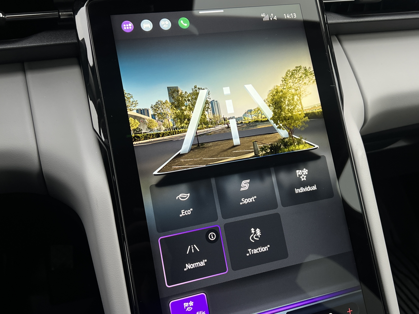 Ford Explorer Premium Extended Range AWD