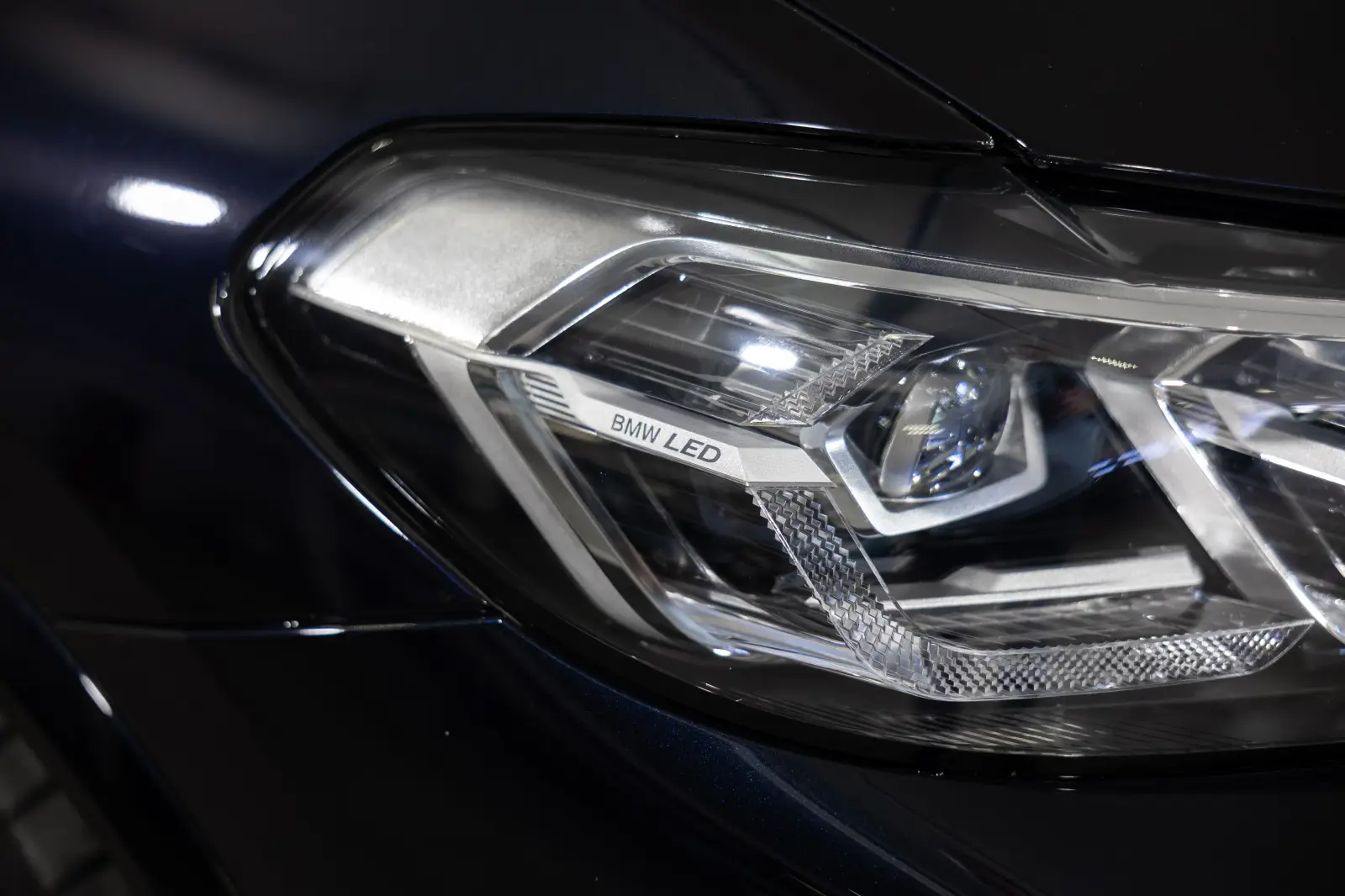 da4e9756fca1e7a3a94d7887ea9829246a71b1d1edb4d.jpg