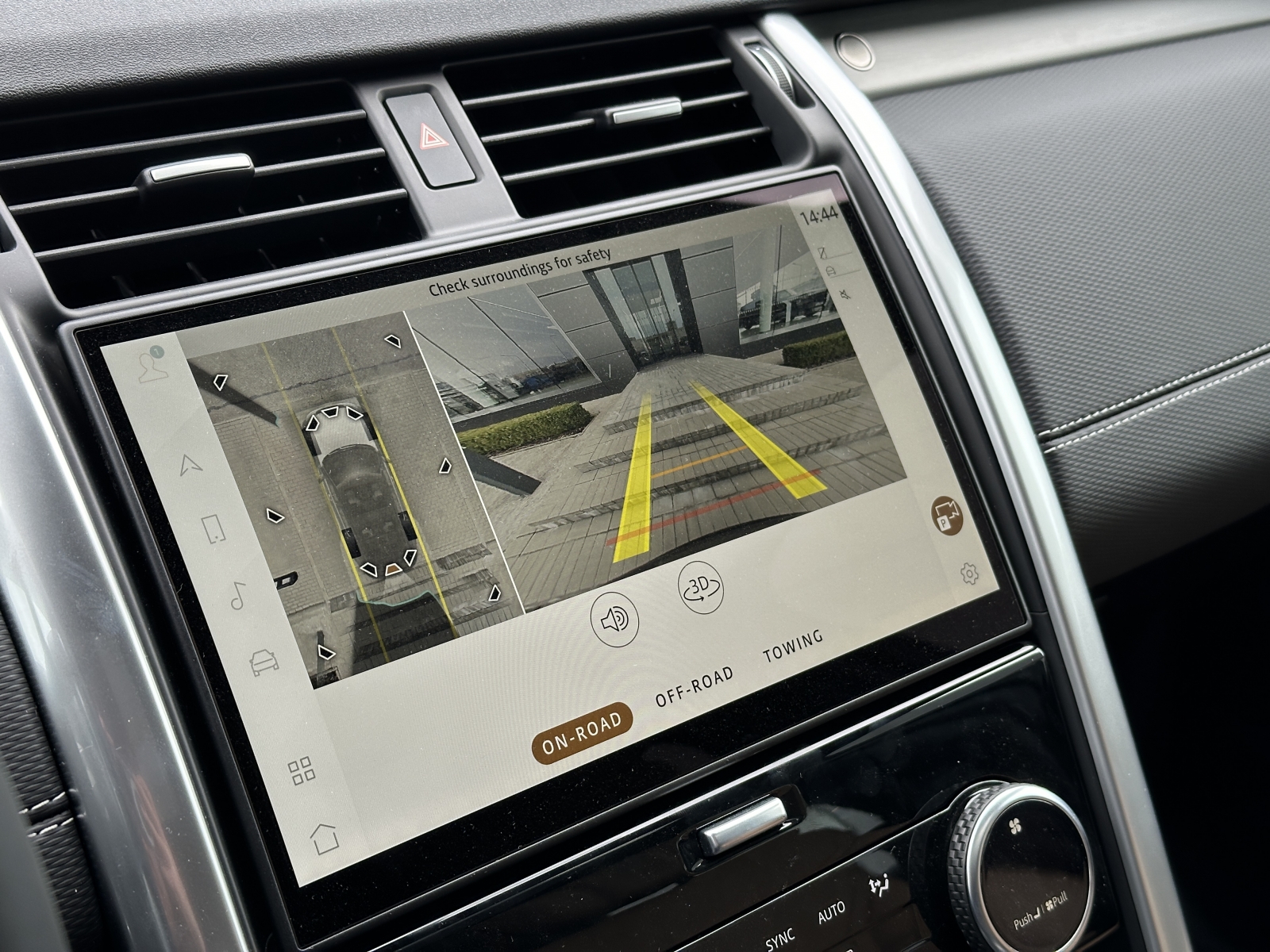 Land Rover Discovery D350 Dynamic HSE