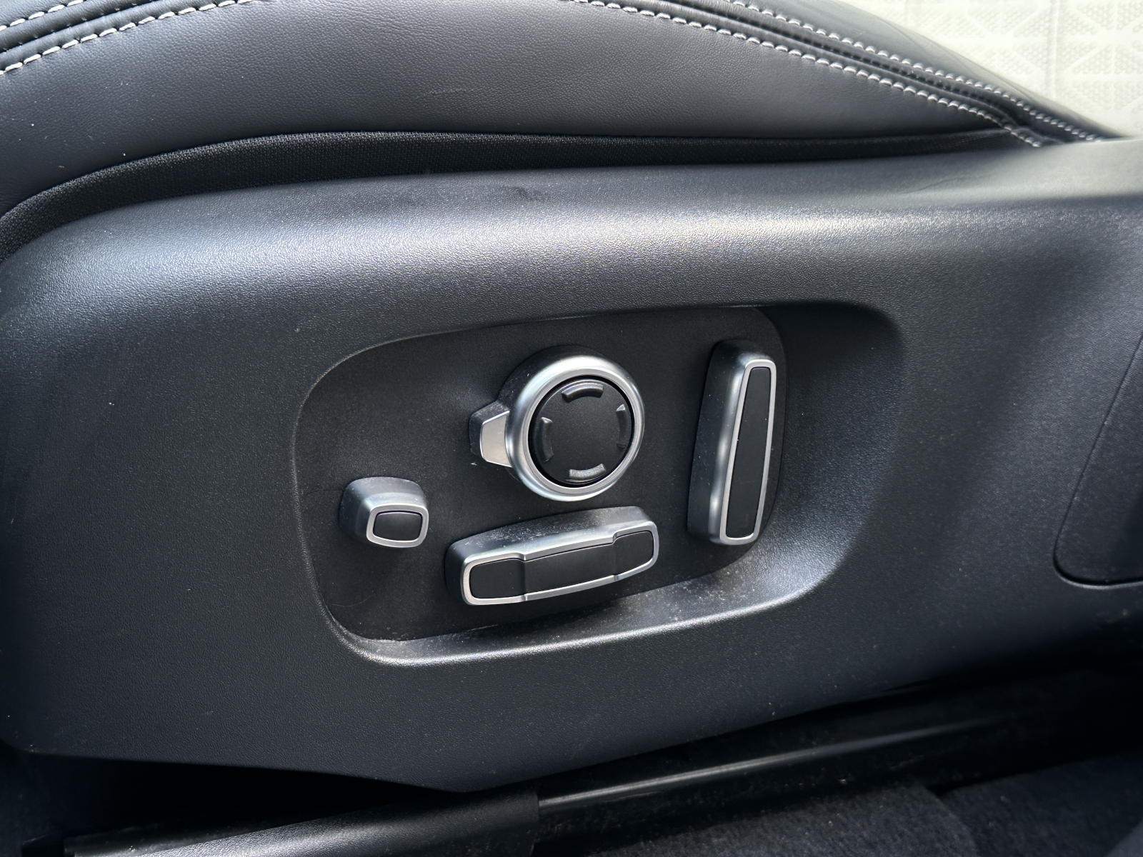 Land Rover Range Rover Velar P250 S