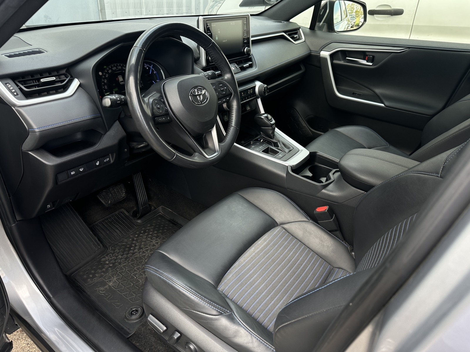 Toyota RAV4 Hybrid