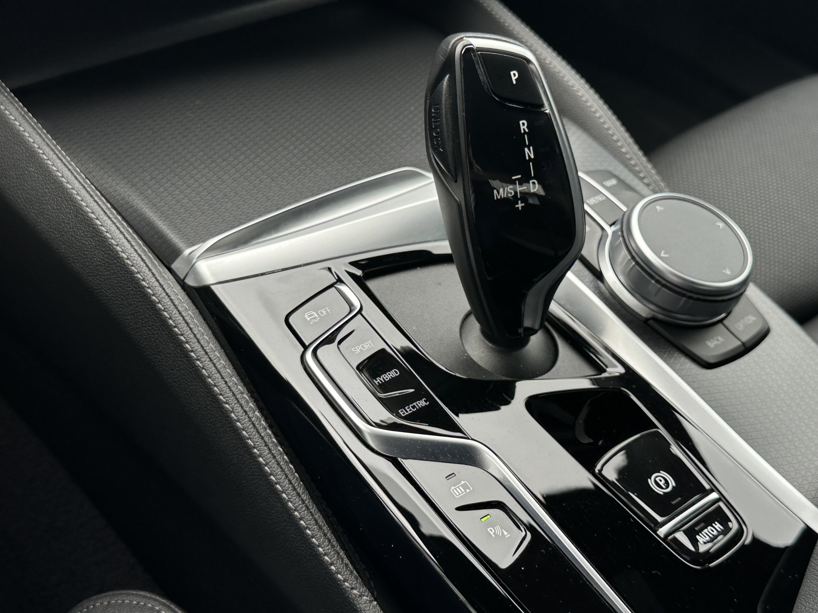 BMW 545 e xDrive