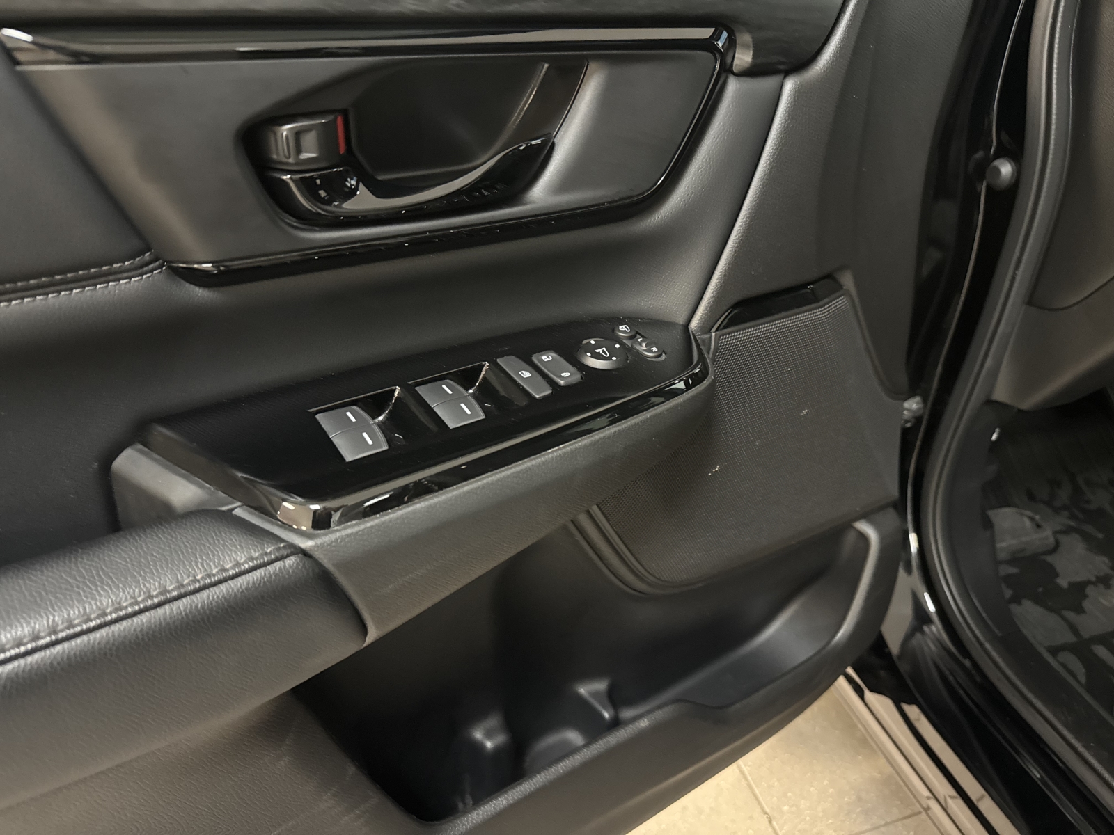Honda CR-V Black Edition 2WD