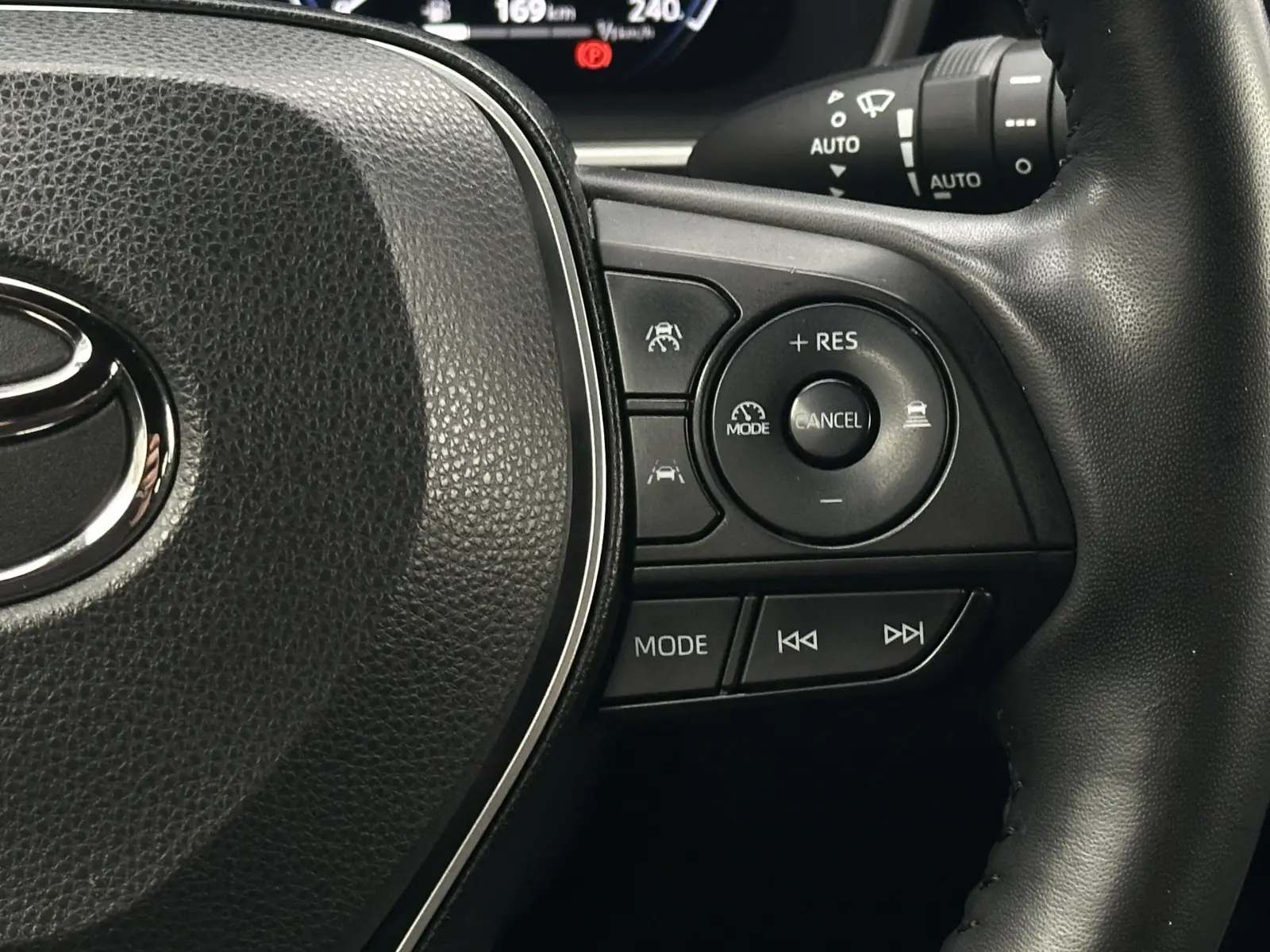 72972e1ad947e33c3405c6aa77a14b3e6a742aefa4726.jpg