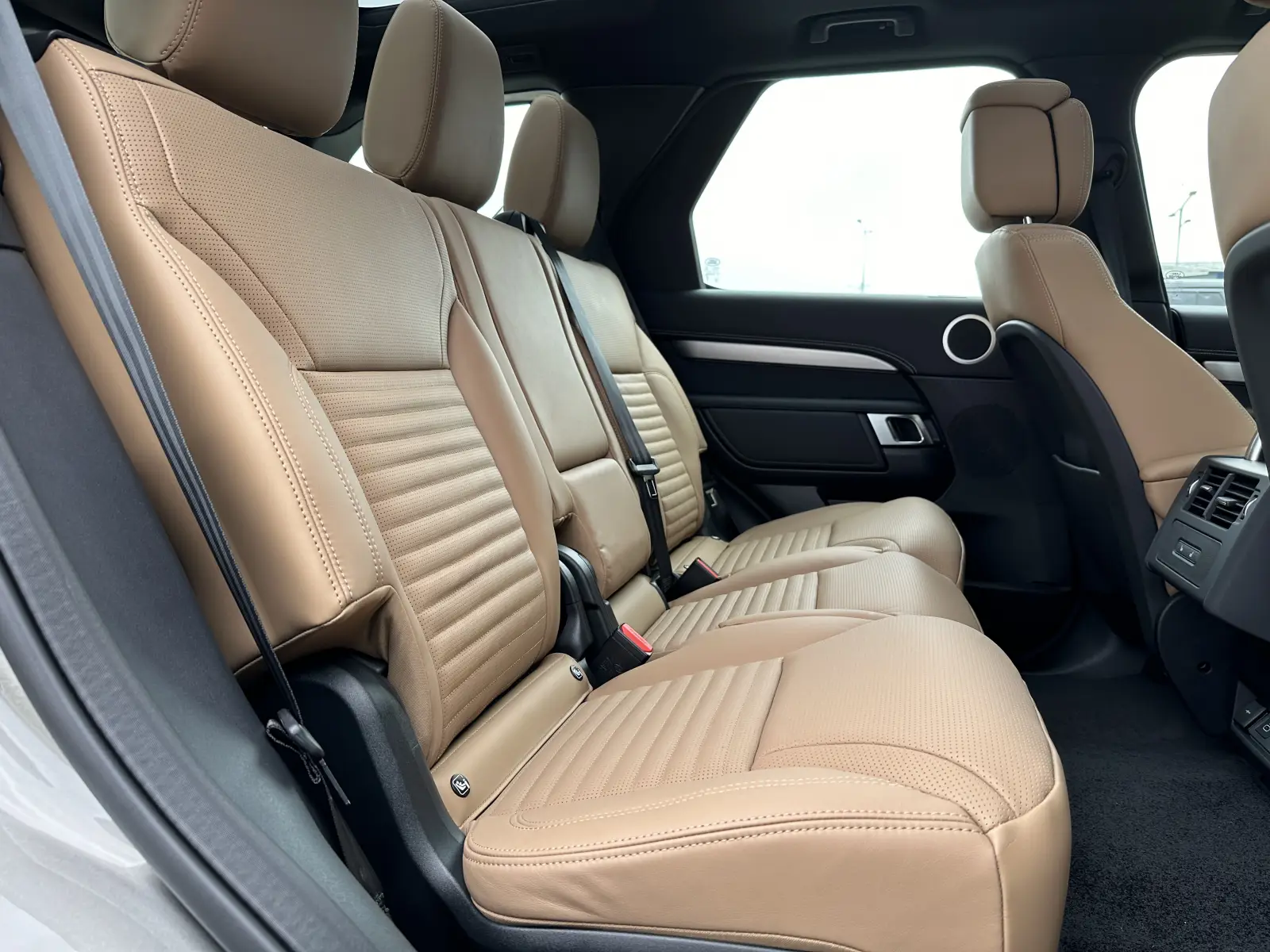 Land Rover Discovery D350 Dynamic HSE