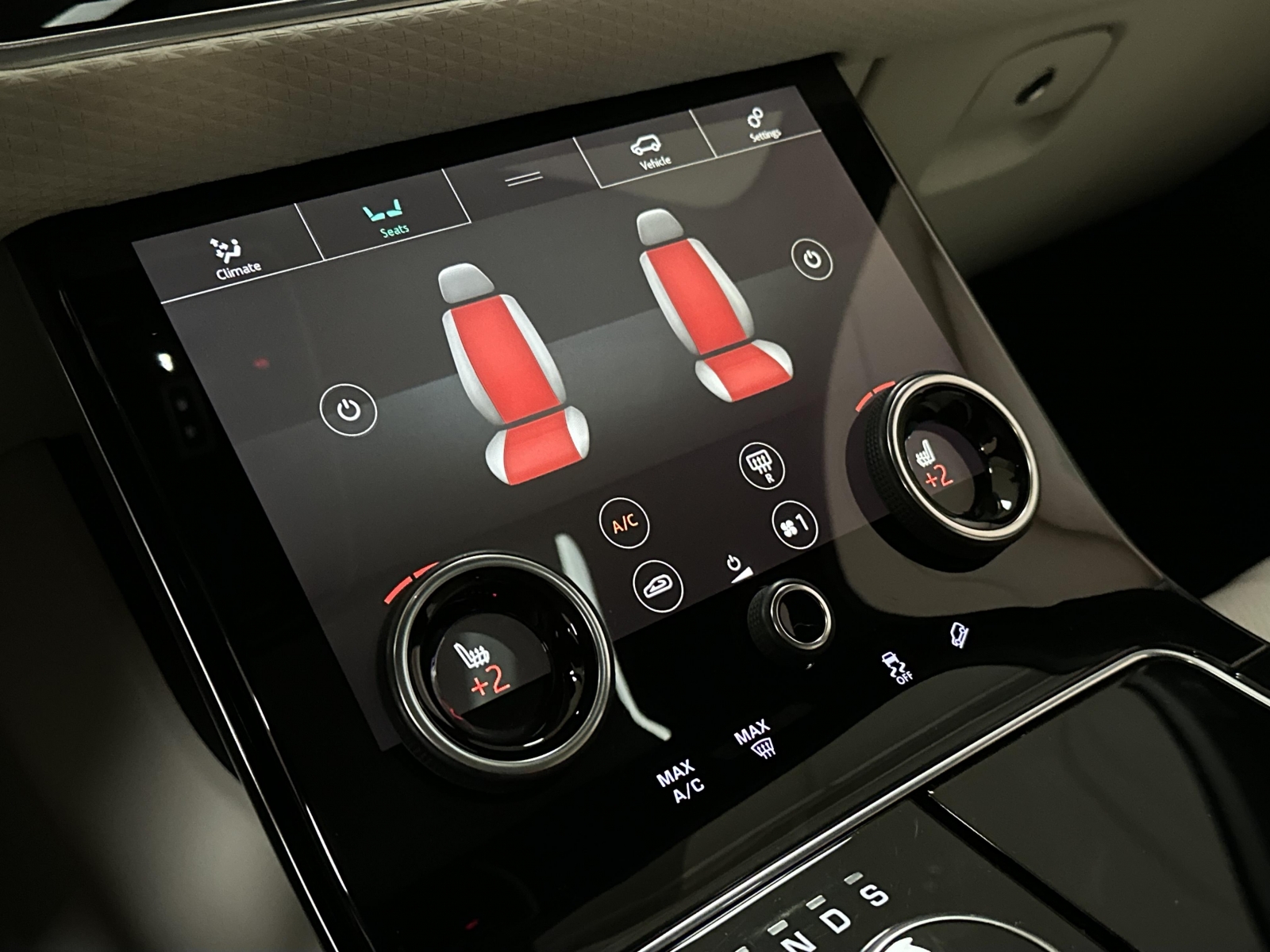 Land Rover Range Rover Velar R-Dynamic S