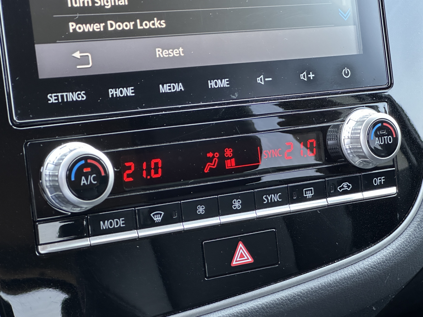 Mitsubishi Outlander Plug-In Hybrid 4WD