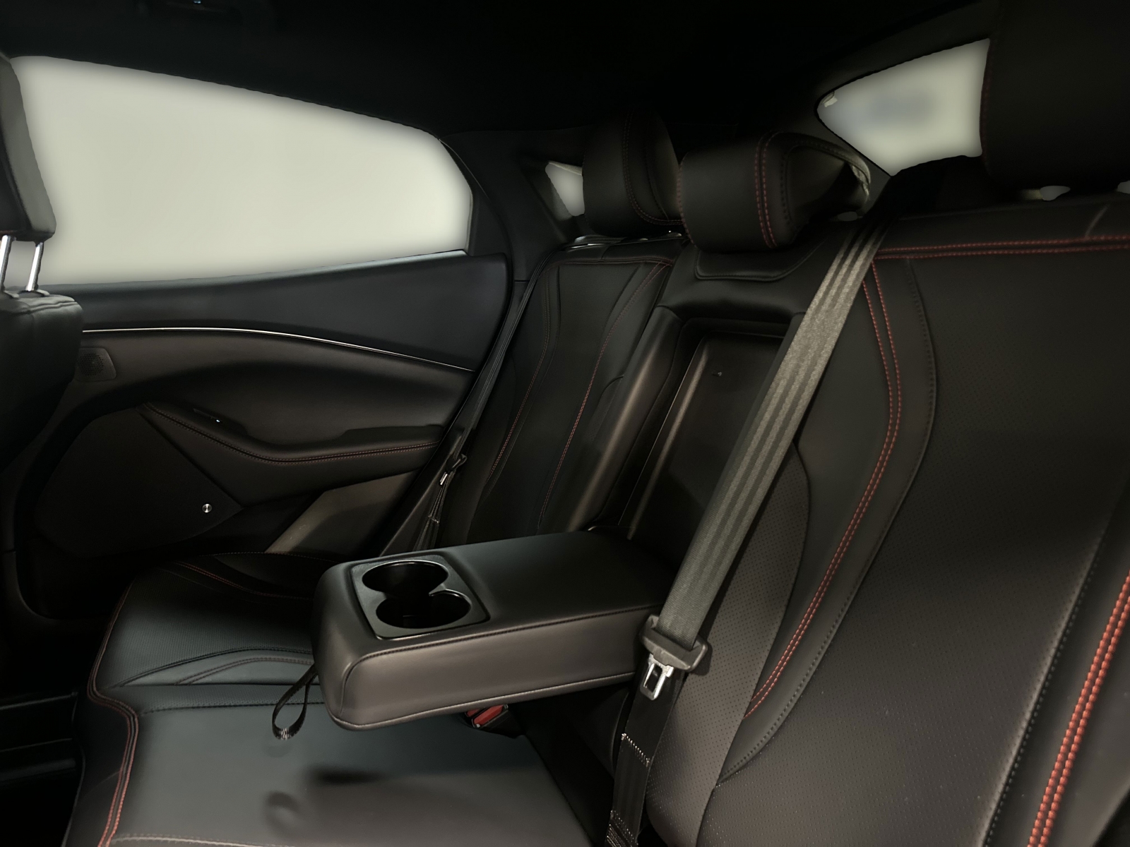Ford Mustang Mach-E AWD 350 Extendet Range