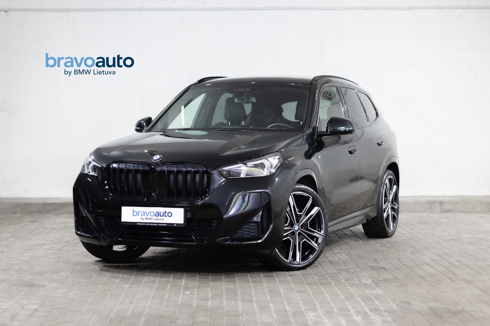 BMW X1 xDrive23i