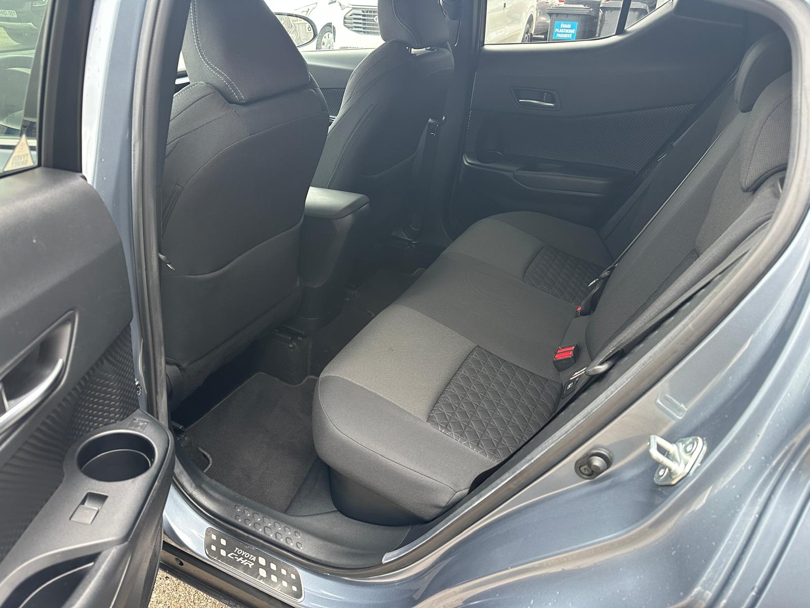 Toyota C-HR Hybrid
