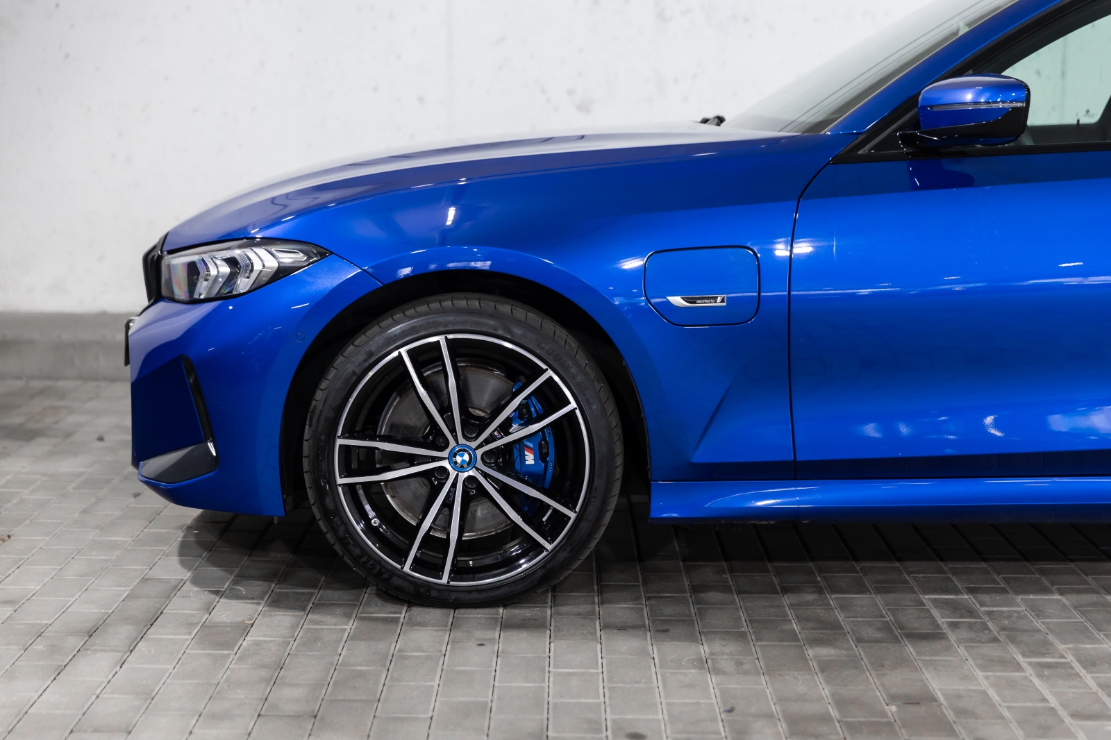 BMW 330 e xDrive