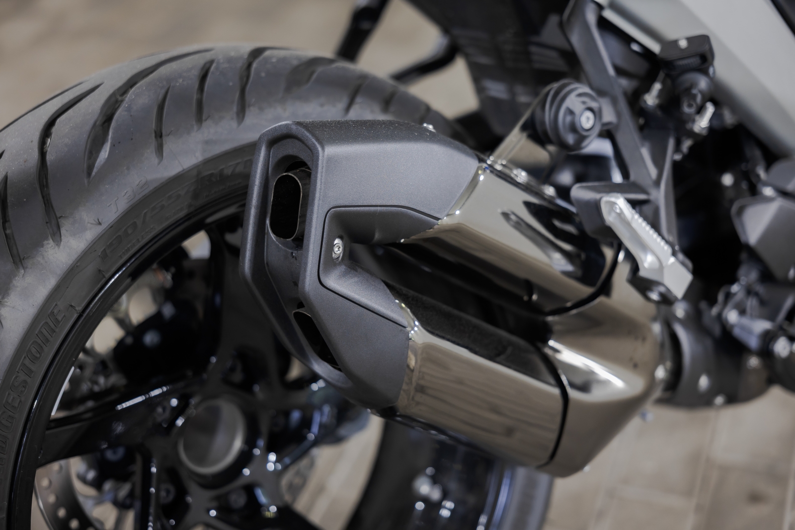 BMW (moto) R 1300 R