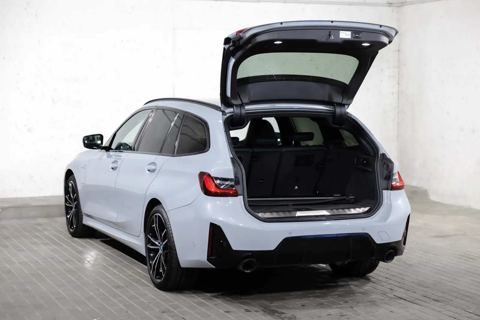 BMW 330 e xDrive