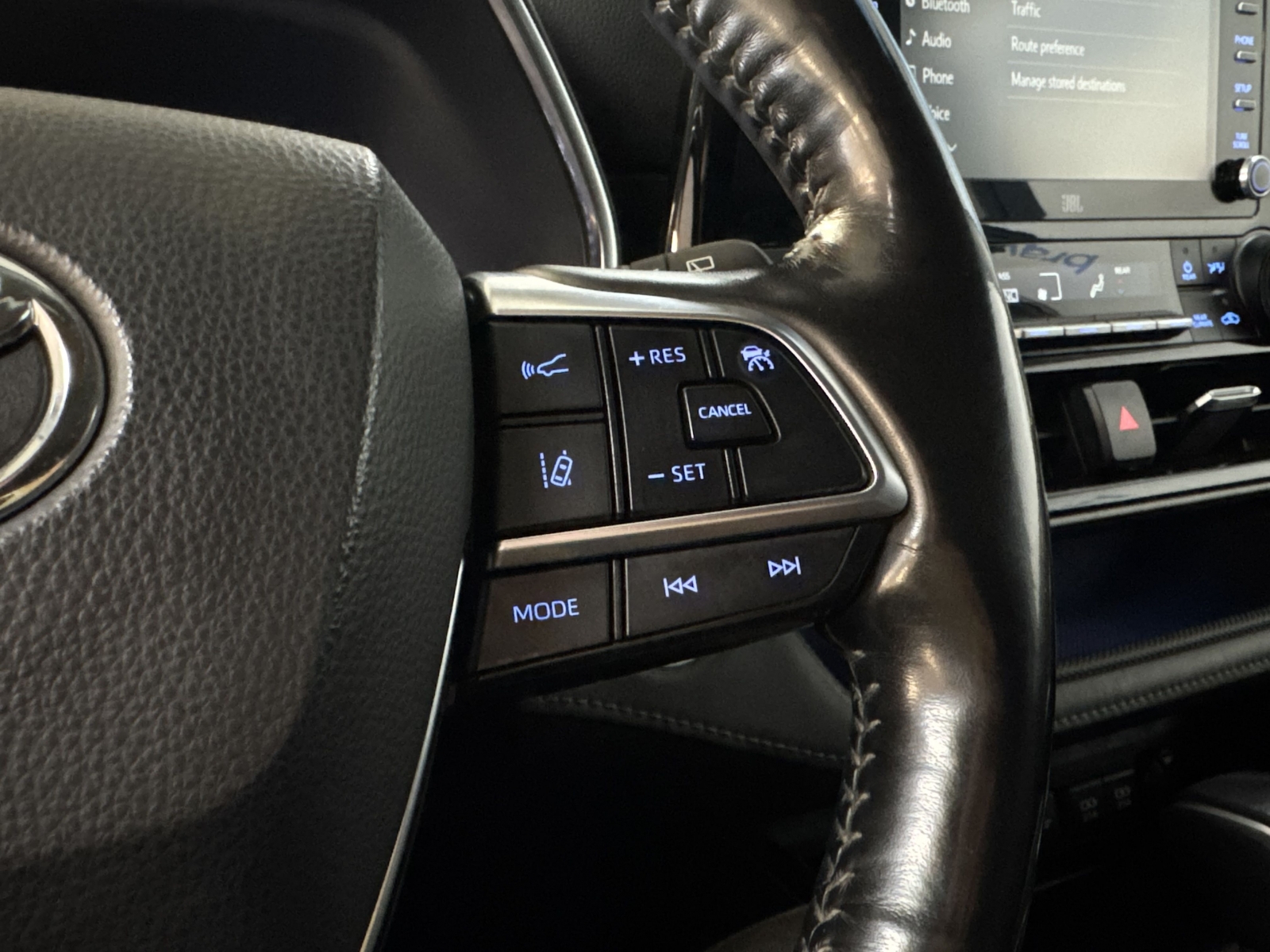 Toyota Highlander Luxury Hybrid