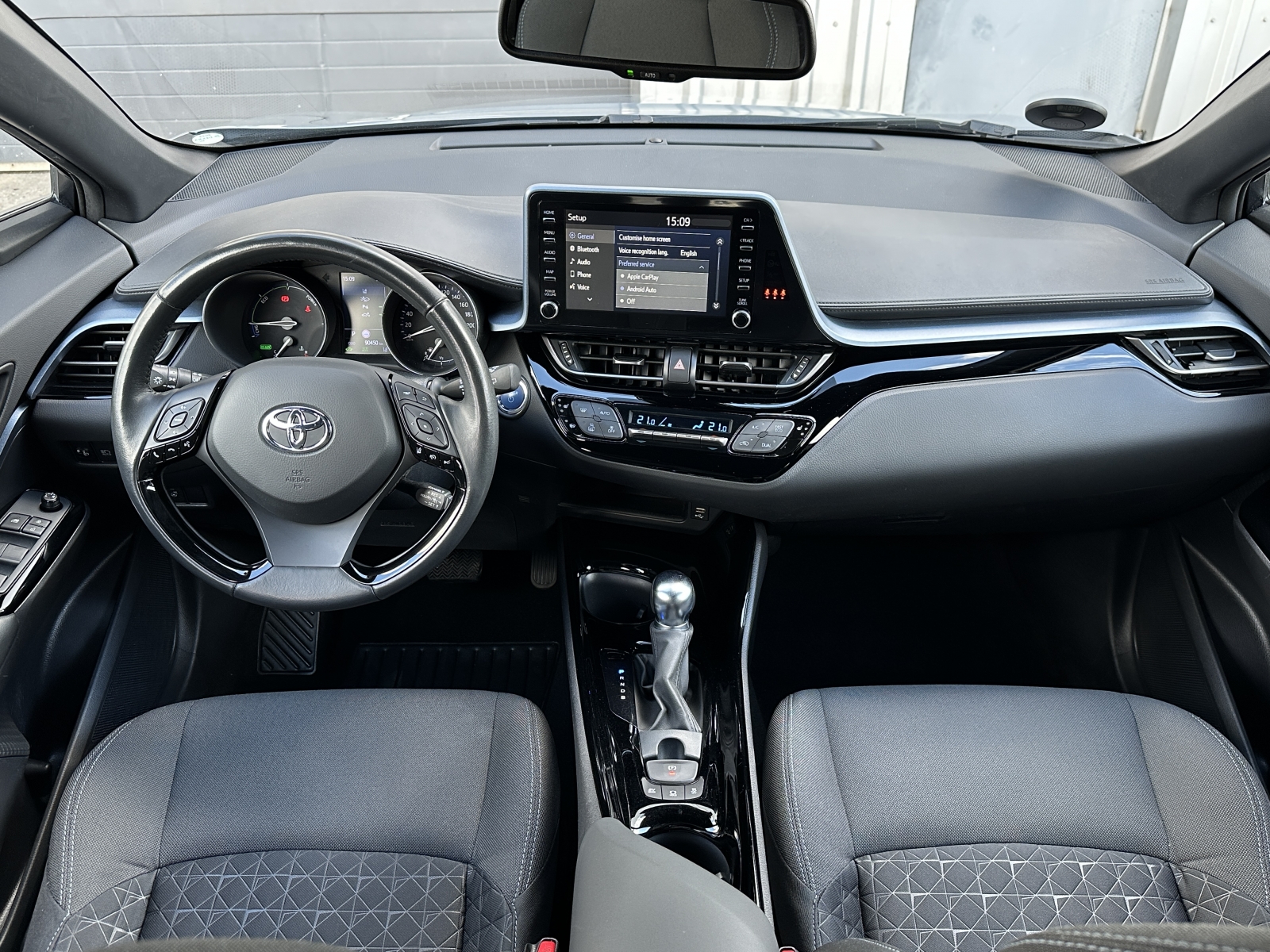 Toyota C-HR Hybrid