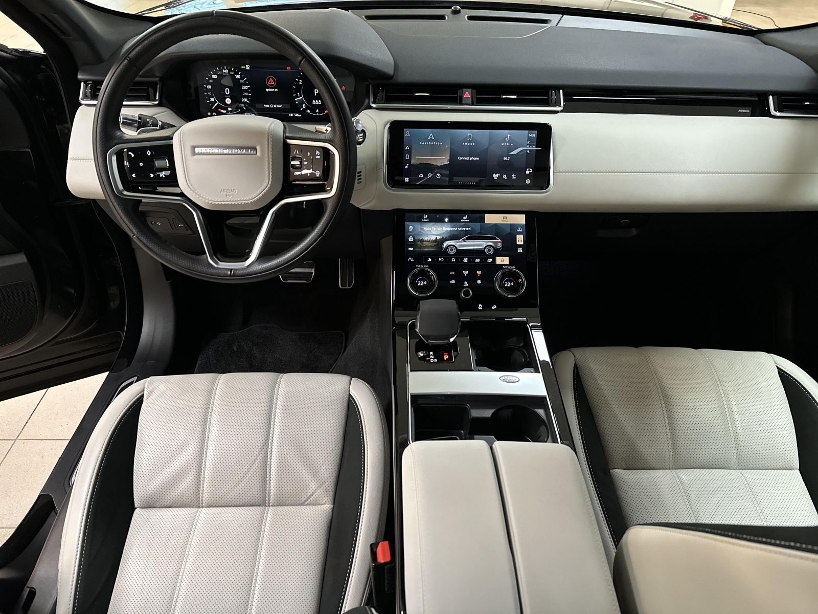 Land Rover Range Rover Velar P250 R-Dynamic SE