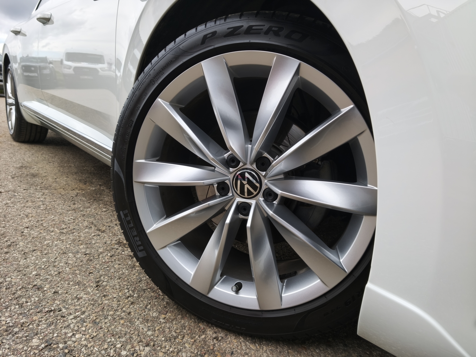 Volkswagen Arteon R-Line