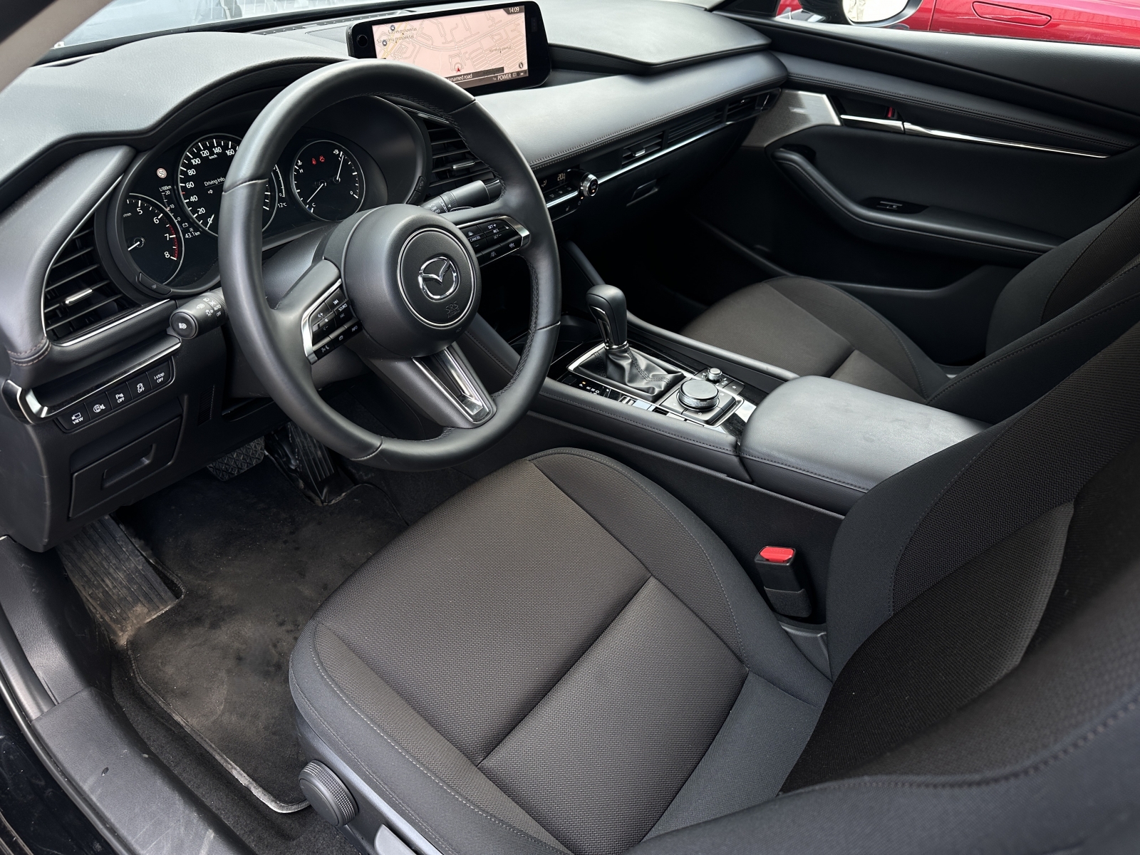 Mazda 3 Exclusive-Line