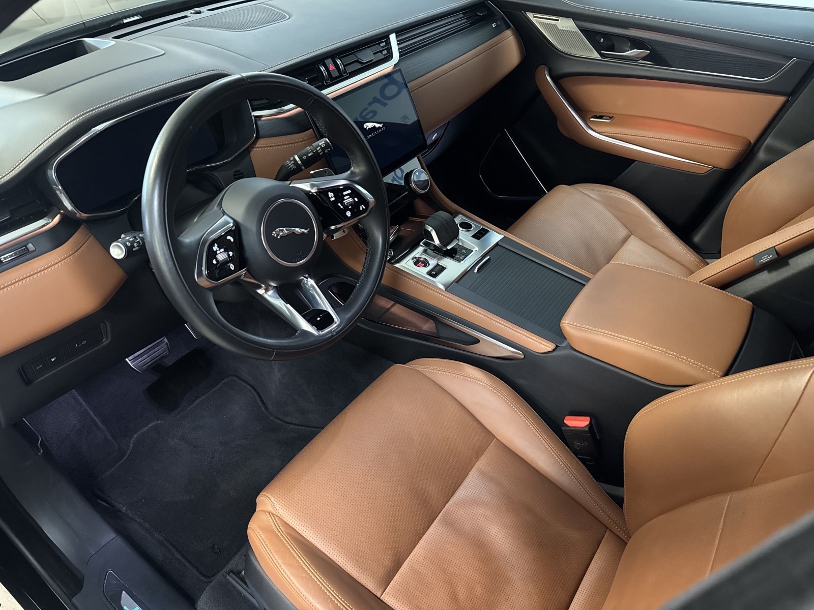 Jaguar F-Pace R PHEV Plug-in hybrid