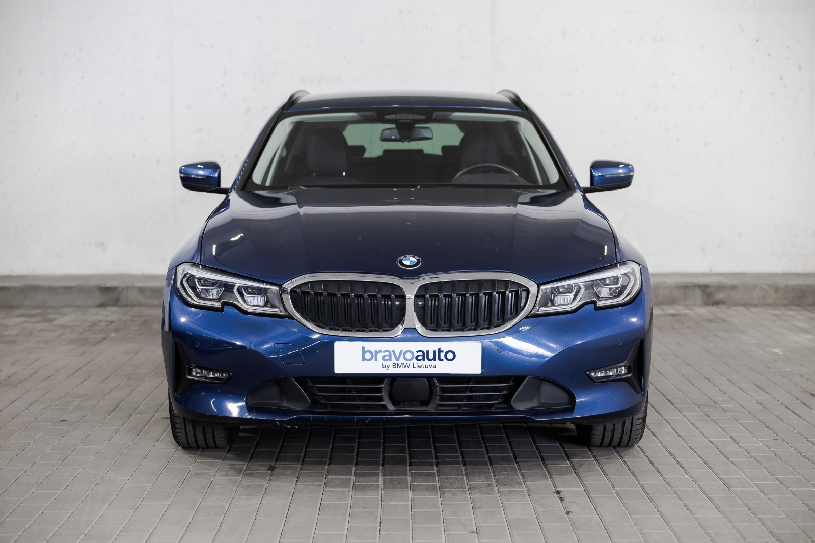 BMW 330 e