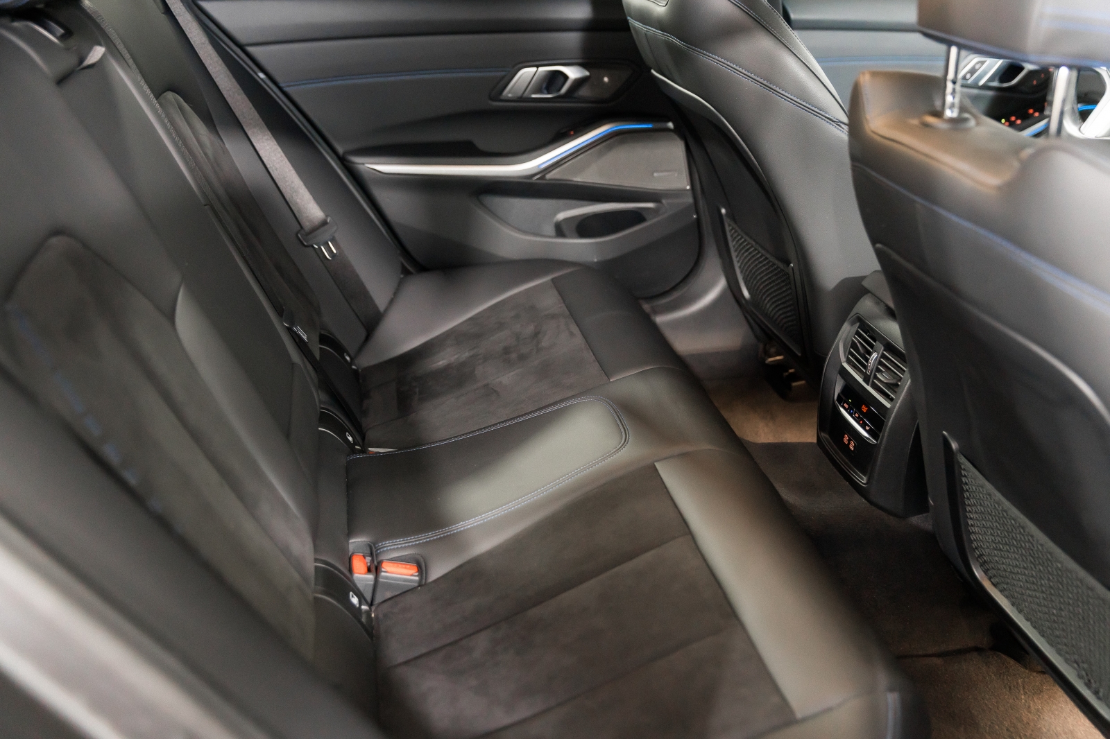 BMW 330 e