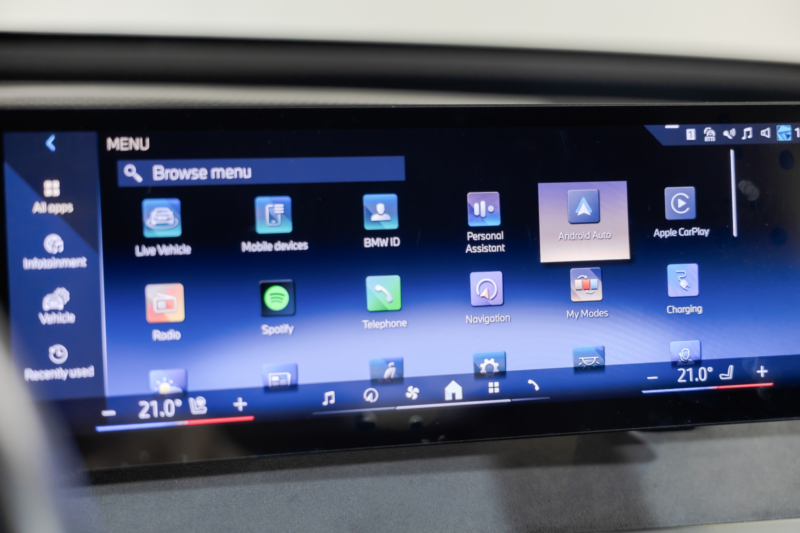 BMW iX xDrive60