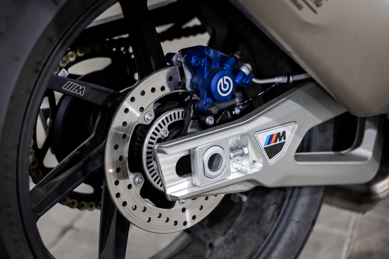 BMW (moto) M 1000 R