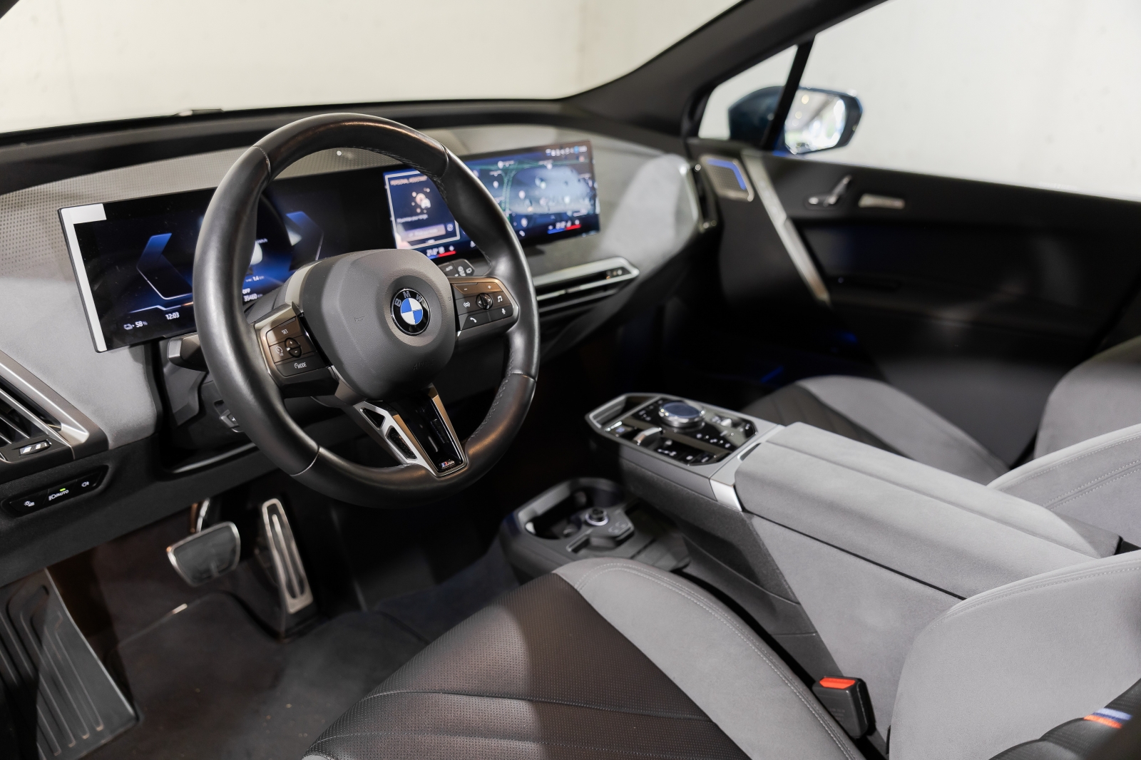 BMW iX xDrive60