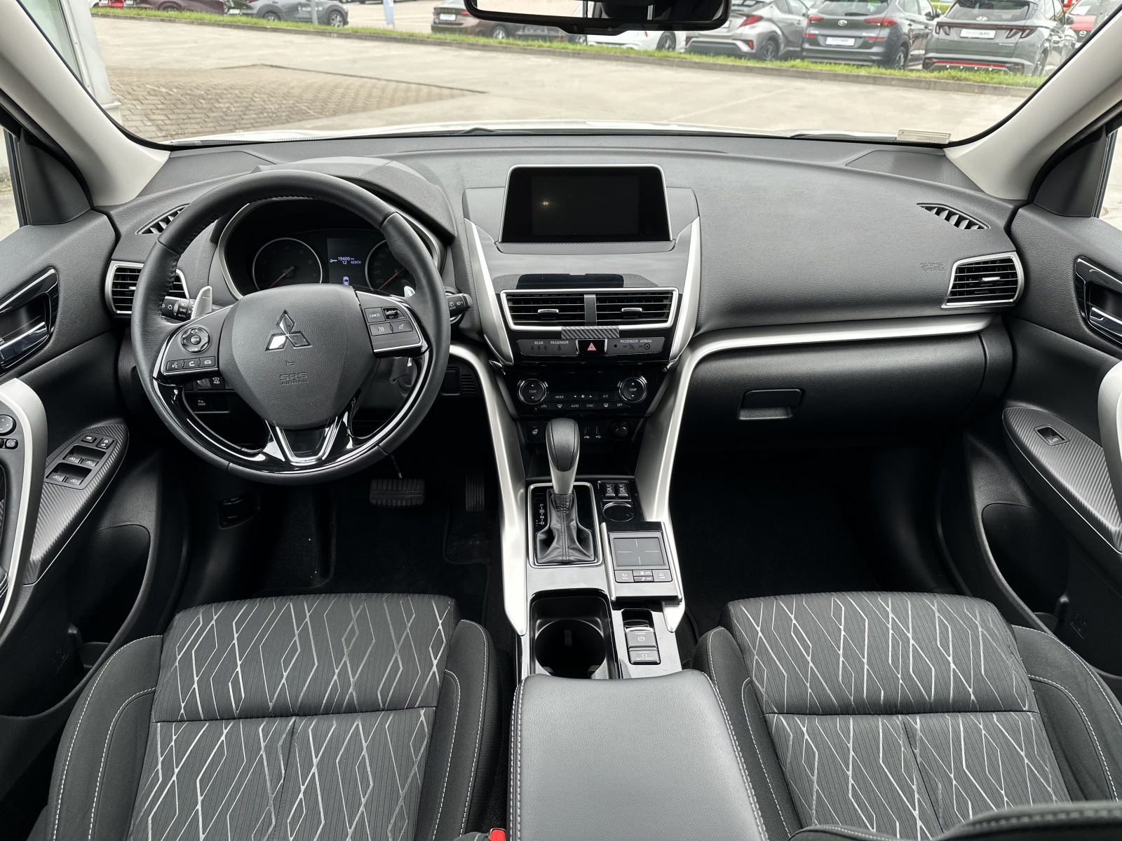 Mitsubishi Eclipse Cross INTENSE