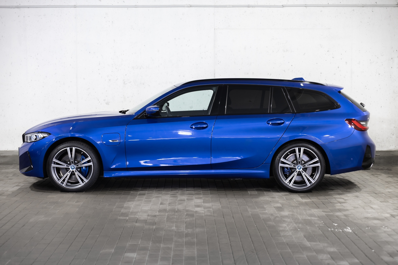 BMW 330 e xDrive