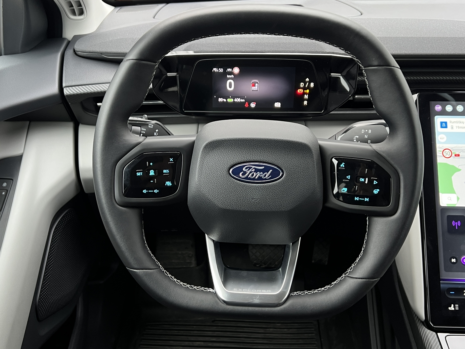 Ford Explorer Premium Extended Range AWD