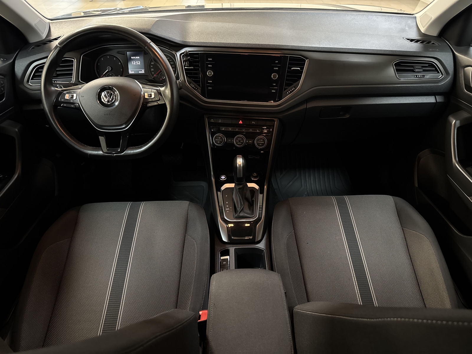 Volkswagen T-Roc 2WD