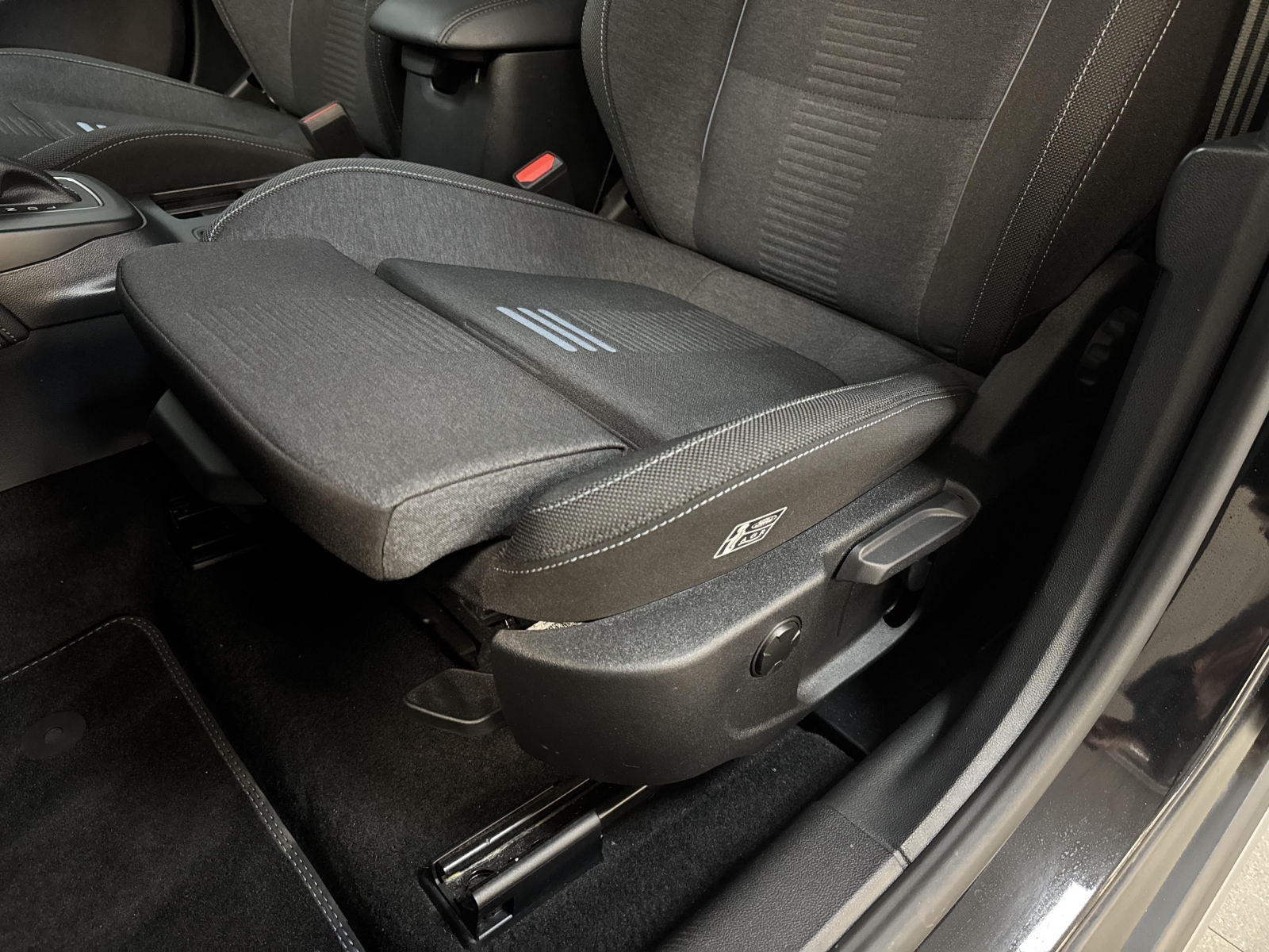 Ford Focus Focus Active X Hybrid