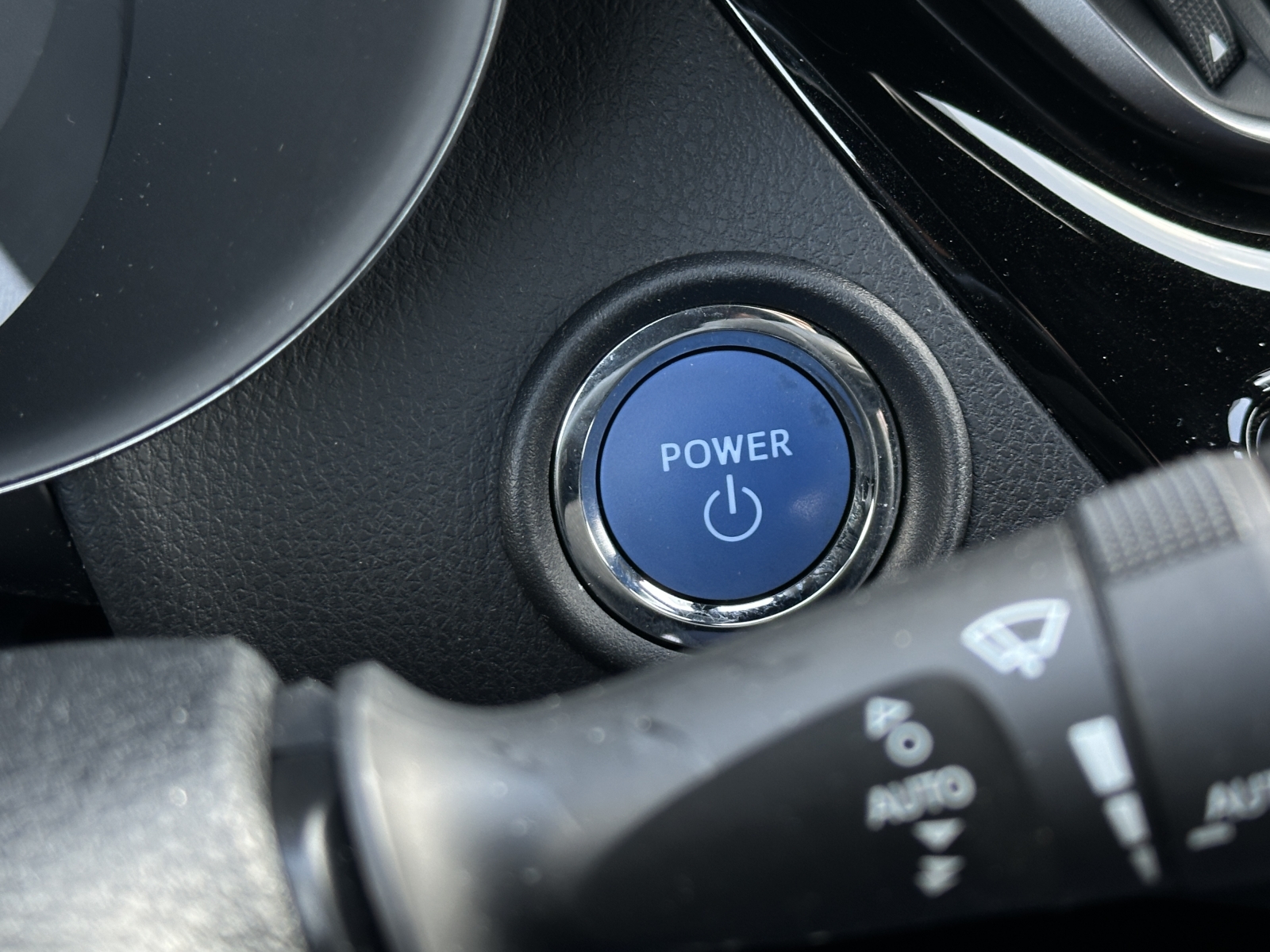Toyota C-HR Hybrid