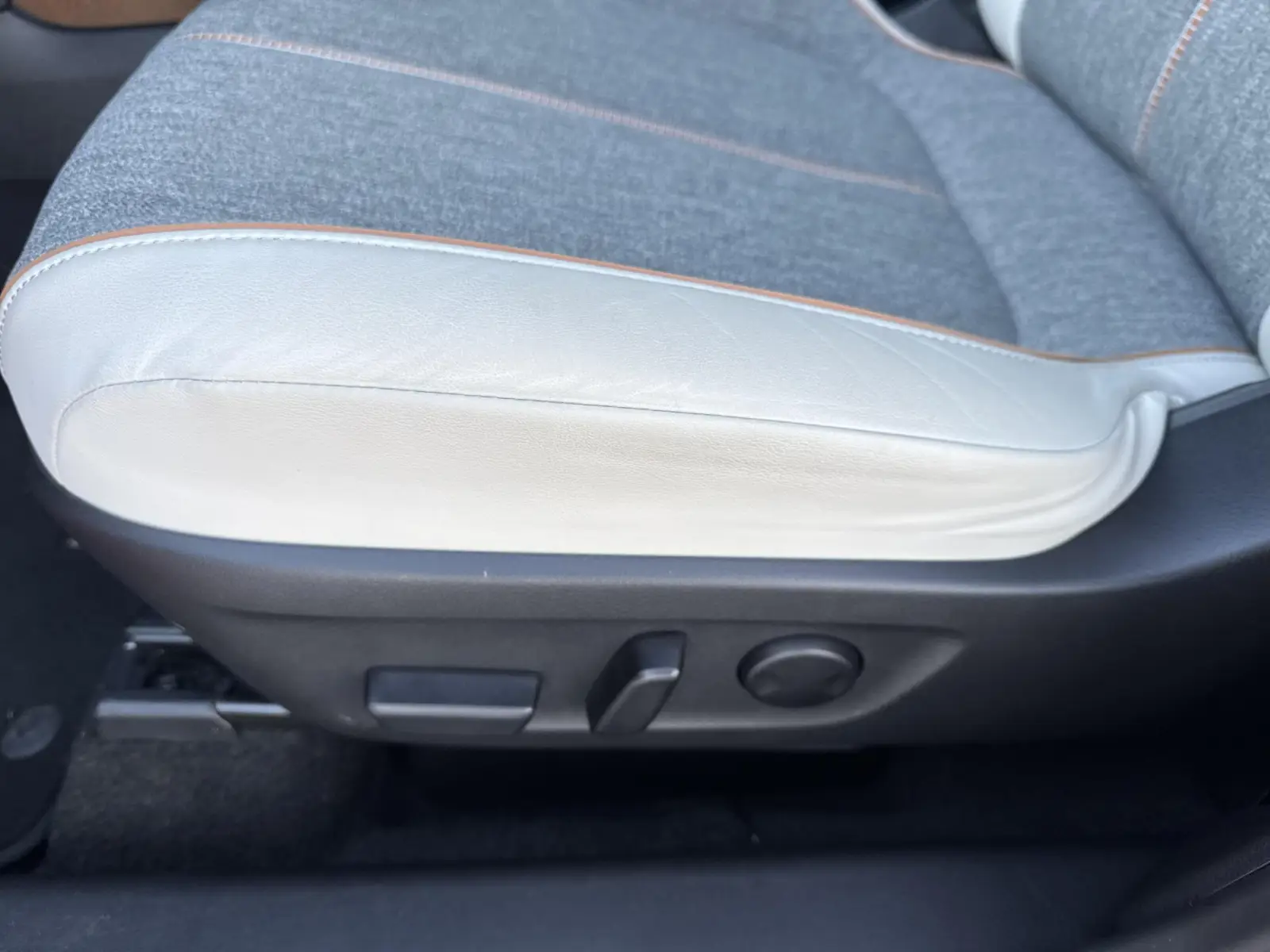 Mazda MX-30 Makoto Premium Pack