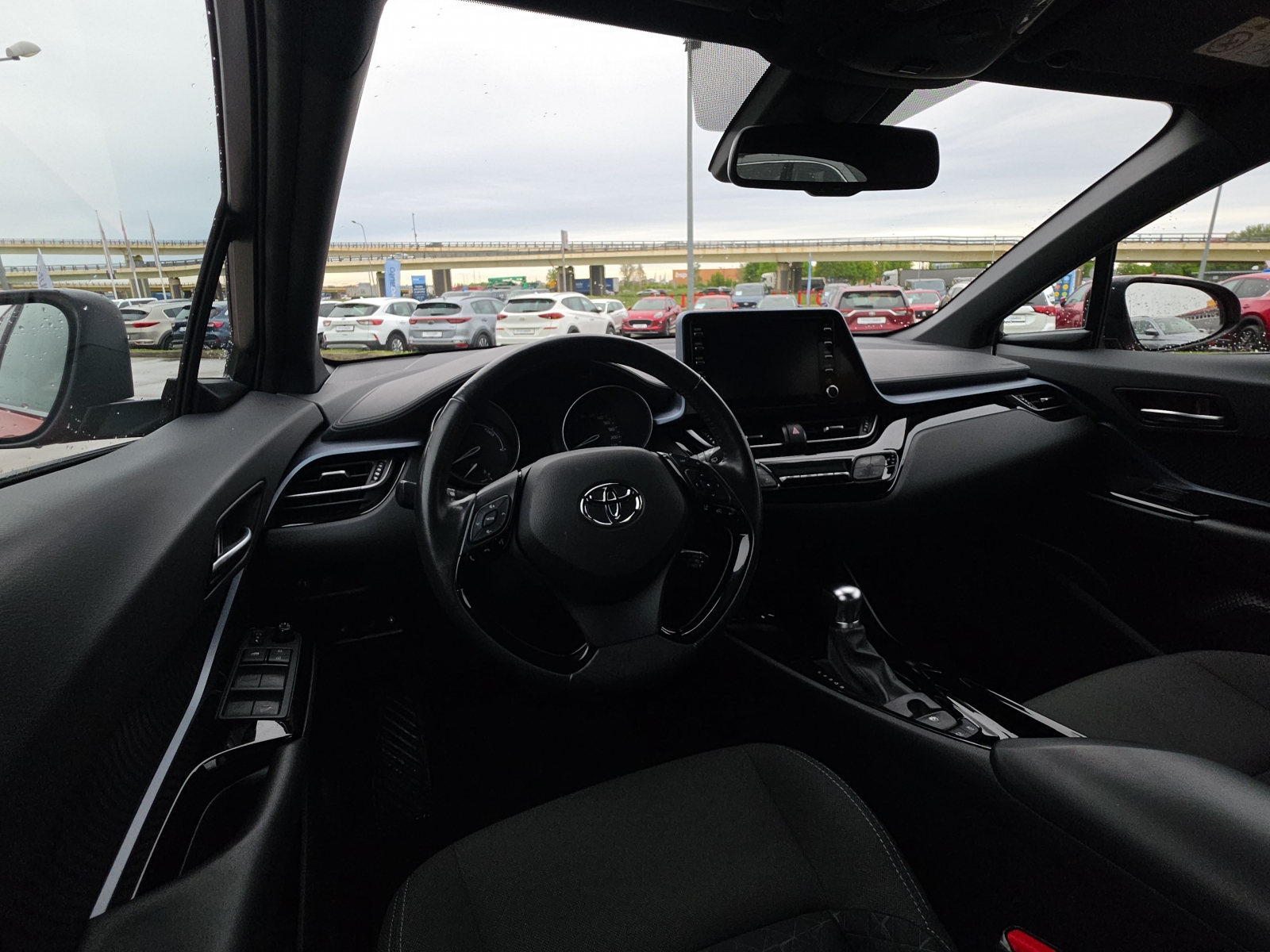 Toyota C-HR Hybrid