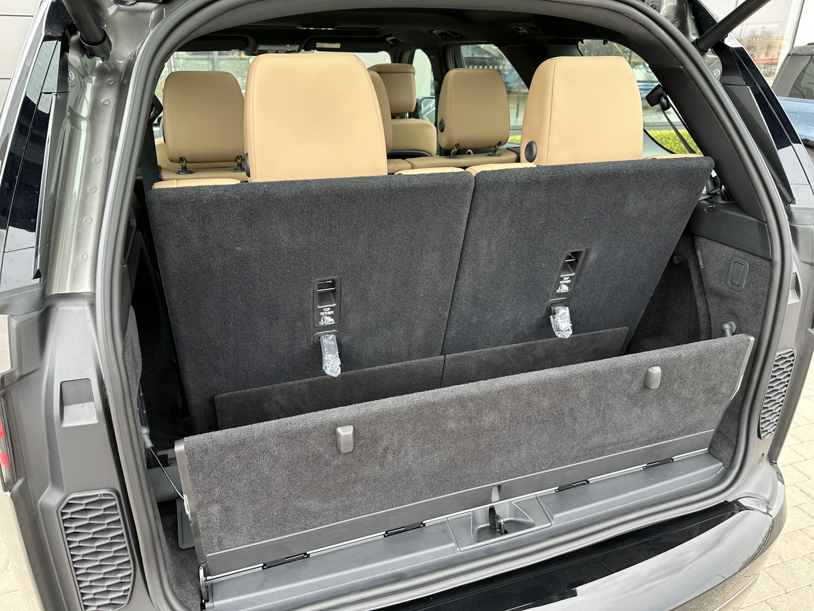 Land Rover Discovery D350 Dynamic HSE