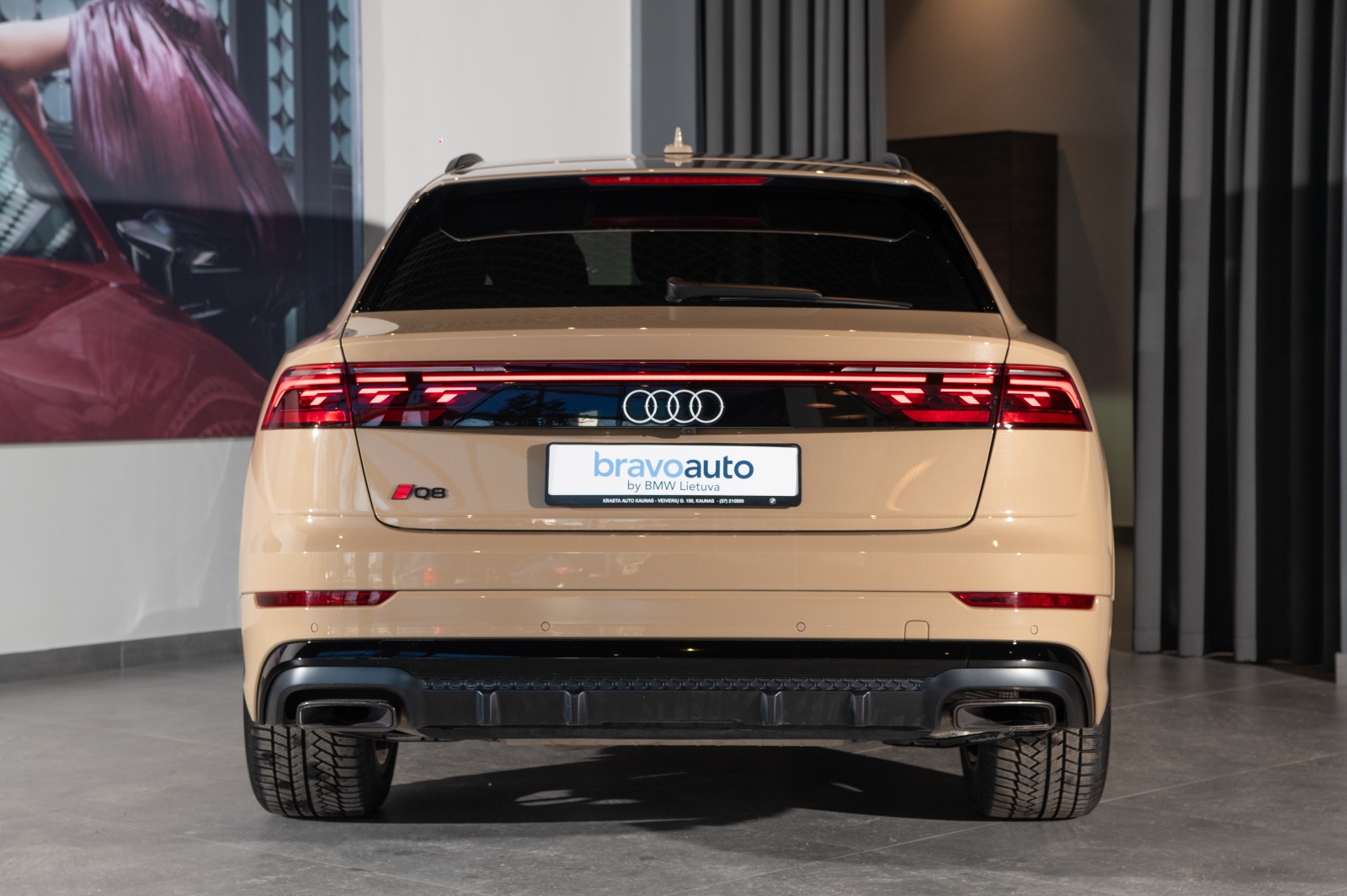 Audi Q8 S line