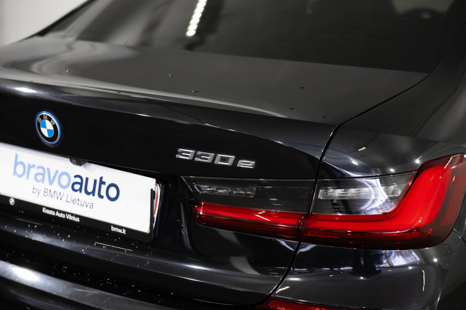 BMW 330 e