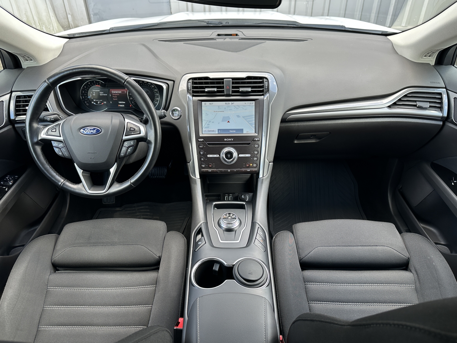 Ford Mondeo Titanium